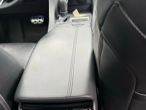 Used 2019 Toyota Avalon Touring image 20