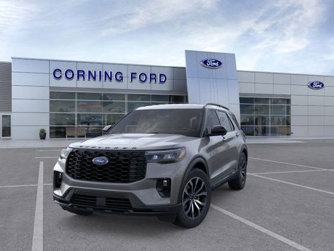 New 2026 Ford Explorer ST-Line image 2