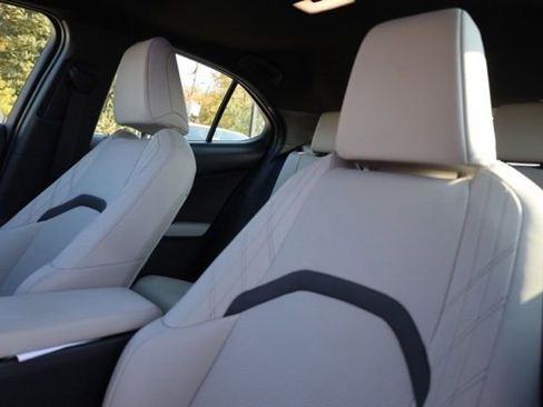 Used 2024 Lexus UX 250h F Sport image 16