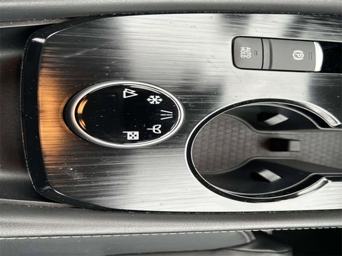 Used 2021 Nissan Rogue SL w/ Premium Package image 25