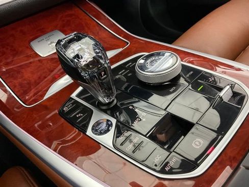 Certified 2023 BMW ALPINA XB7 image 26