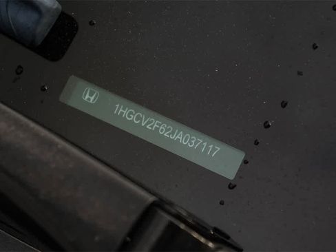 Used 2018 Honda Accord EX-L image 12