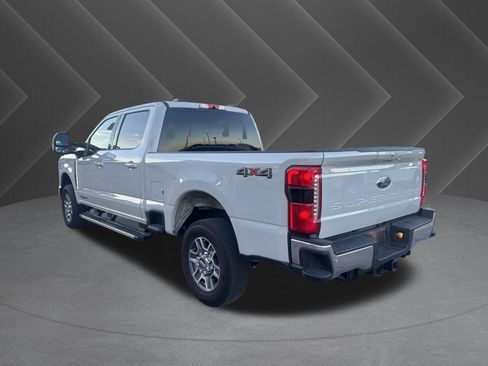 Used 2026 Ford F250 Lariat AWD/4WD image 5
