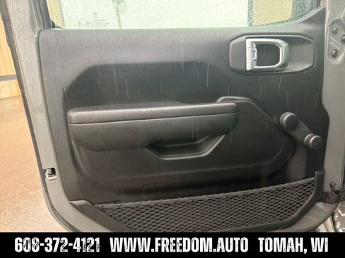 Used 2022 Jeep Wrangler Unlimited Sport AWD/4WD image 10