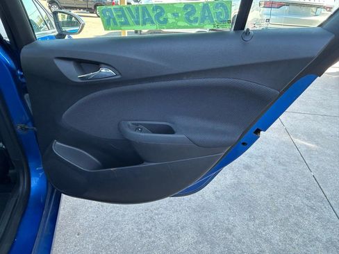 Used 2017 Chevrolet Cruze LT w/ Convenience Package image 15