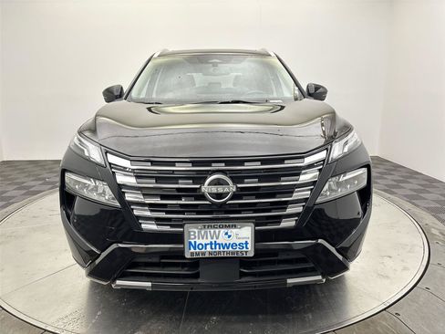 Used 2024 Nissan Rogue Platinum AWD/4WD image 14