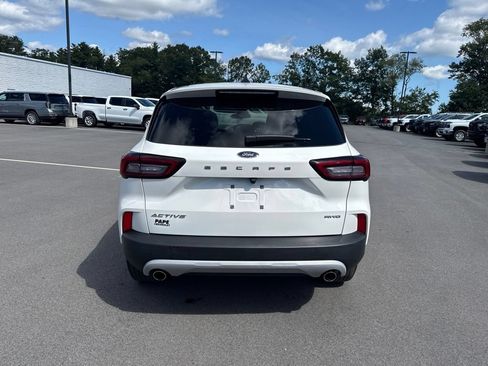 Used 2023 Ford Escape Active AWD/4WD image 5