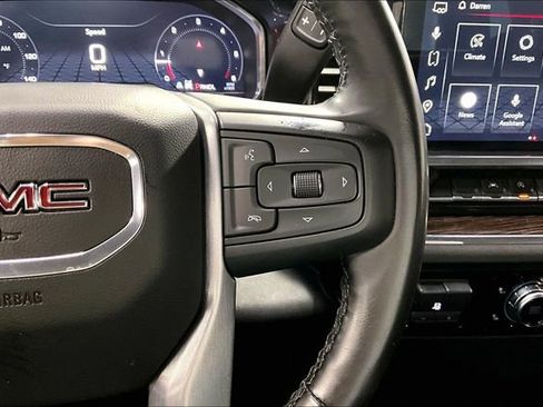 Used 2023 GMC Sierra 1500 Elevation image 12