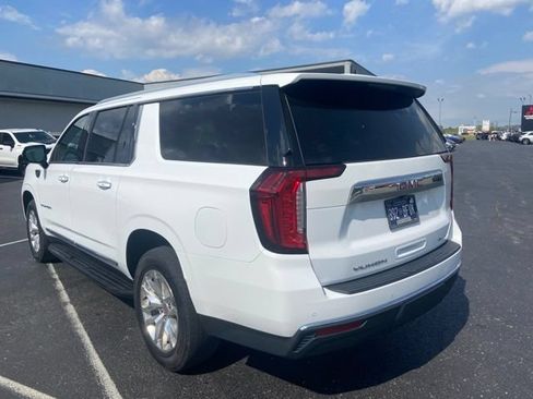 Used 2022 GMC Yukon XL SLT w/ SLT Luxury Package AWD/4WD image 6