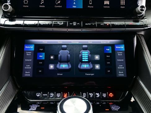 Used 2024 Jeep Grand Wagoneer L Series II w/ Quick Order Packagew 28T image 24