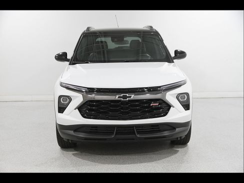 Certified 2024 Chevrolet TrailBlazer RS w/ Convenience Package AWD/4WD image 2