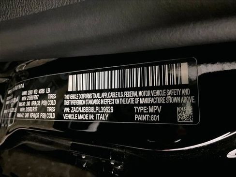 Used 2020 Jeep Renegade Latitude w/ Cold Weather Group AWD/4WD image 32