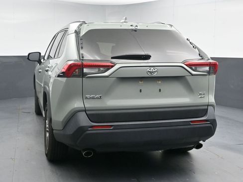 Used 2022 Toyota RAV4 XLE w/ Convenience Package AWD/4WD image 6