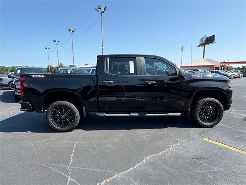 Used 2023 Chevrolet Silverado 1500 Custom Trail Boss image 2