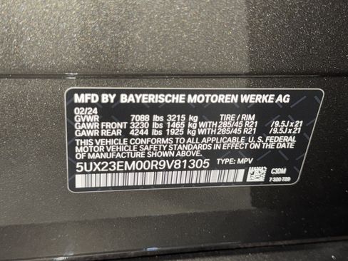 Used 2024 BMW X7 xDrive40i w/ Premium Package AWD/4WD image 40