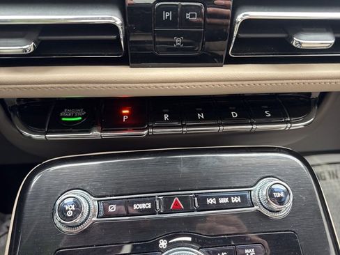 Used 2022 Lincoln Nautilus Reserve image 34