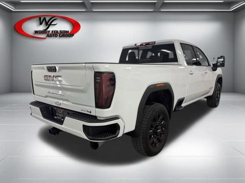 New 2026 GMC Sierra 2500 AT4 image 6