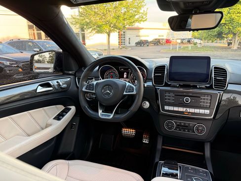 Used 2019 Mercedes-Benz GLE 63 AMG S image 33