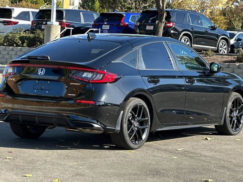 Certified 2025 Honda Civic Sport image 4