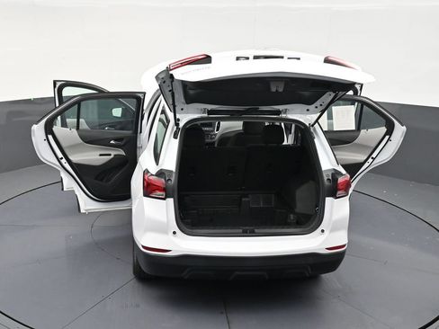 Used 2022 Chevrolet Equinox LS FWD image 33