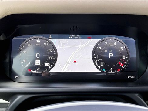 Used 2020 Land Rover Defender 110 HSE image 25