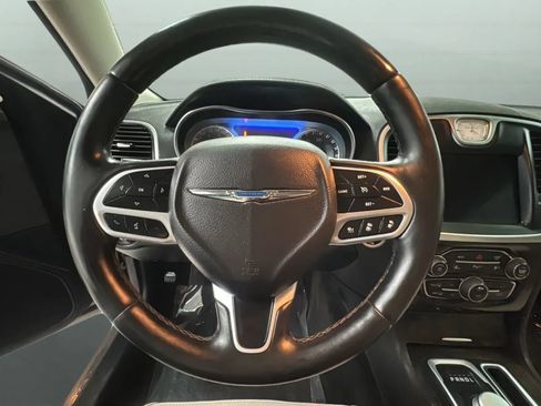 Used 2018 Chrysler 300 Limited w/ Safetytec Plus Group AWD/4WD image 23