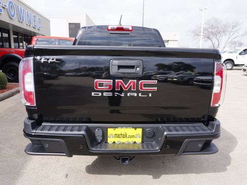 Used 2021 GMC Canyon Denali image 5