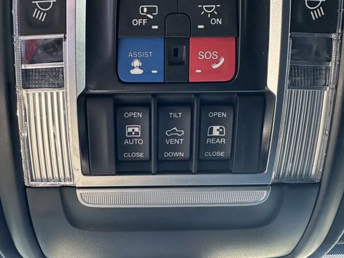 Used 2022 RAM 2500 Laramie image 24