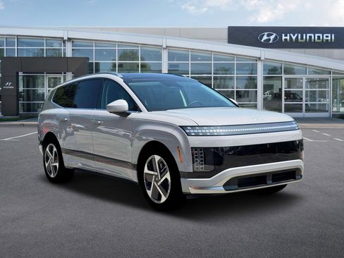 New 2026 Hyundai Ioniq 9 Calligraphy image 11