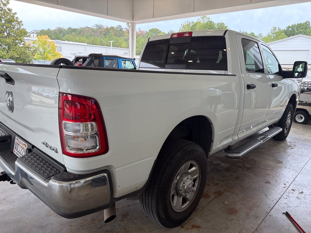 Used 2024 RAM 2500 Tradesman w/ Chrome Appearance Group AWD/4WD image 3