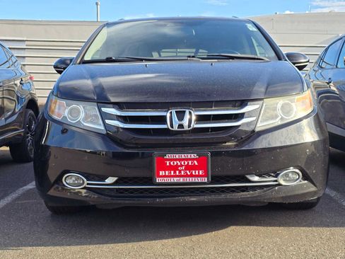 Used 2014 Honda Odyssey Touring image 2
