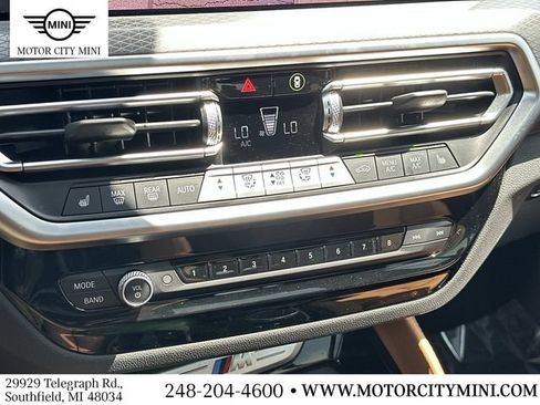 Certified 2025 BMW X4 M40i AWD/4WD image 39
