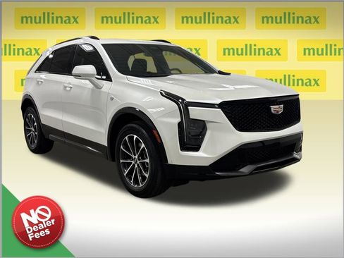 Used 2024 Cadillac XT4 Sport w/ Cold Weather Package FWD image 1