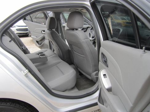 Used 2015 Chevrolet Malibu LS image 11