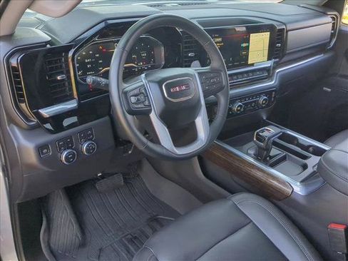 Used 2023 GMC Sierra 1500 Elevation w/ Elevation Premium Package AWD/4WD image 9