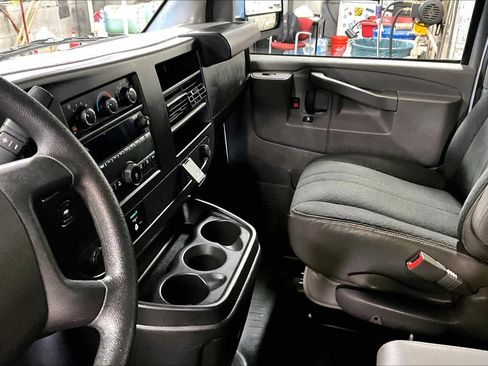 Used 2024 GMC Savana 2500 w/ Driver Convenience Package RWD image 14