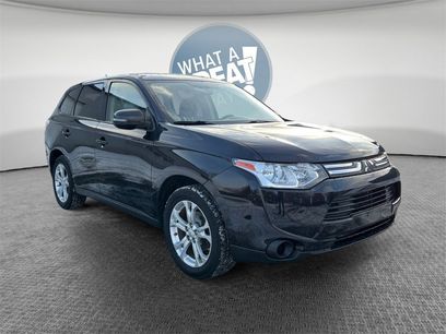 Used 2014 Mitsubishi Outlander SE