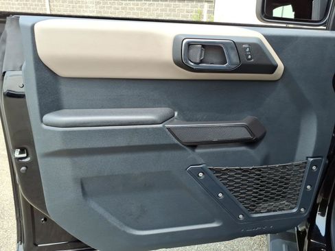 Used 2024 Ford Bronco Wildtrak AWD/4WD image 13