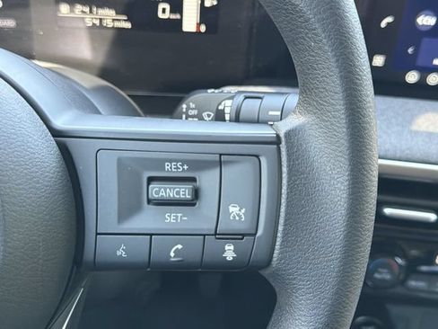 Used 2026 Nissan Kicks SV FWD image 20