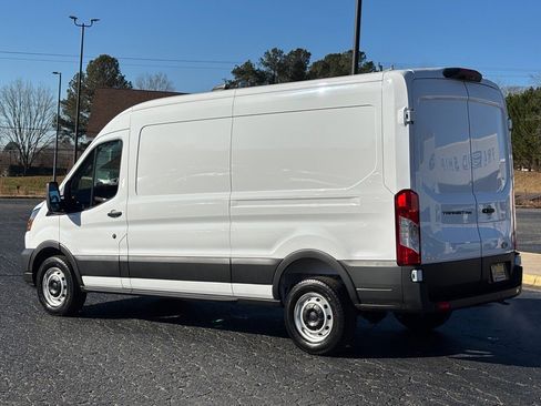 New 2026 Ford Transit 250 148 Medium Roof RWD image 19