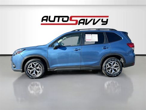 Used 2024 Subaru Forester Premium image 4