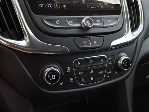 Used 2024 Chevrolet Equinox LT image 31