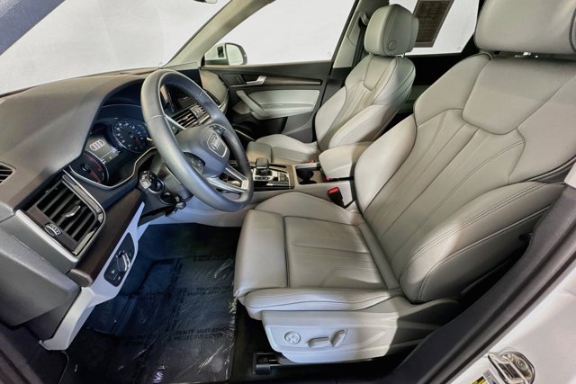 Used 2025 Audi Q5 2.0T Premium AWD/4WD image 19