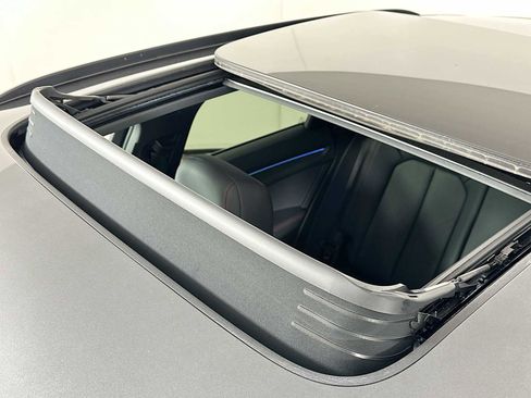 Used 2025 Audi Q3 2.0T Premium Plus w/ Premium Plus Package image 19