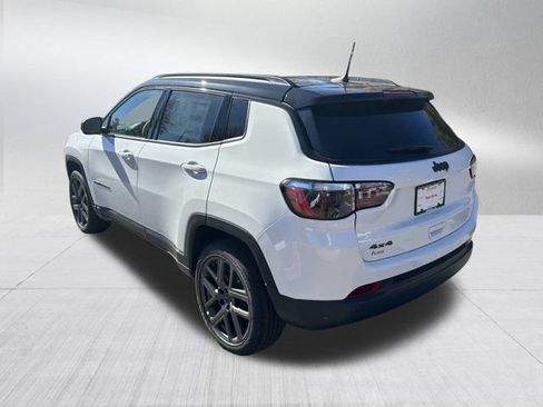 New 2026 Jeep Compass Limited w/ Sun, Sound & Navigation Group AWD/4WD image 7