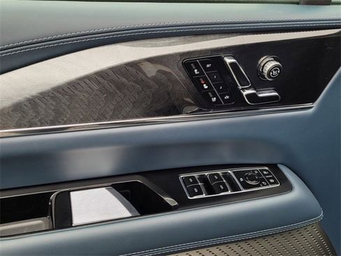 New 2025 Cadillac Escalade IQ Luxury 2 image 22