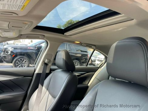 Used 2024 INFINITI Q50 Luxe AWD/4WD image 10