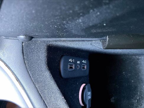 Used 2020 Dodge Challenger SXT w/ Blacktop Package RWD image 31