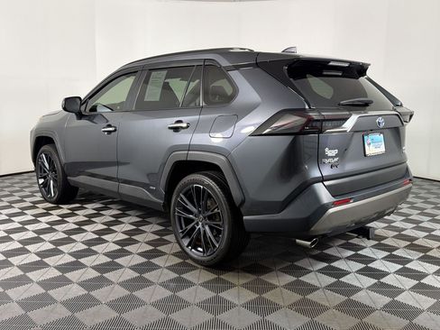 Used 2022 Toyota RAV4 Limited AWD/4WD image 2