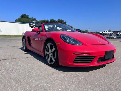 Used 2023 Porsche 718 Boxster image 6